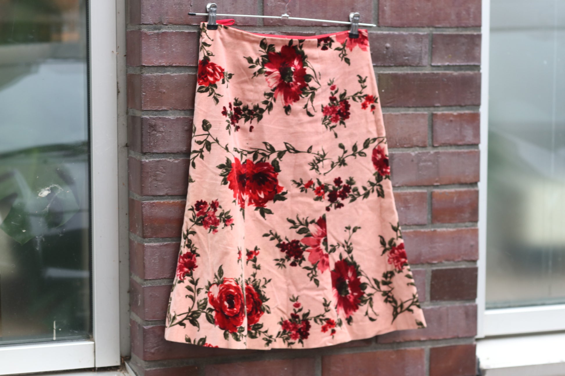 Vintage 90s Velvet Skirt Floral Midi Pink Cotton A-Line Rose Print Italy S