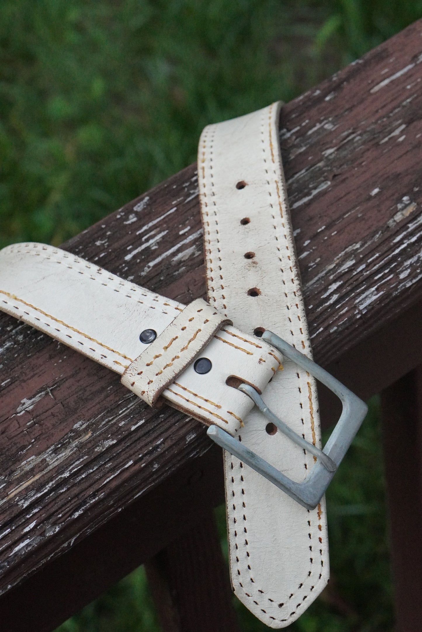 Vintage White Leather Belt - 70s Top Grain Bridle Stitch Belt - Medium