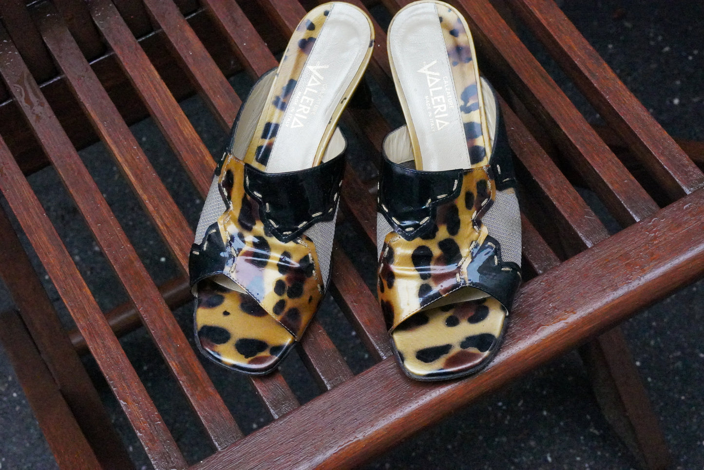 Calzature Valeria Vintage 90s Italian Leopard Print Mules Black Patent Heels 38