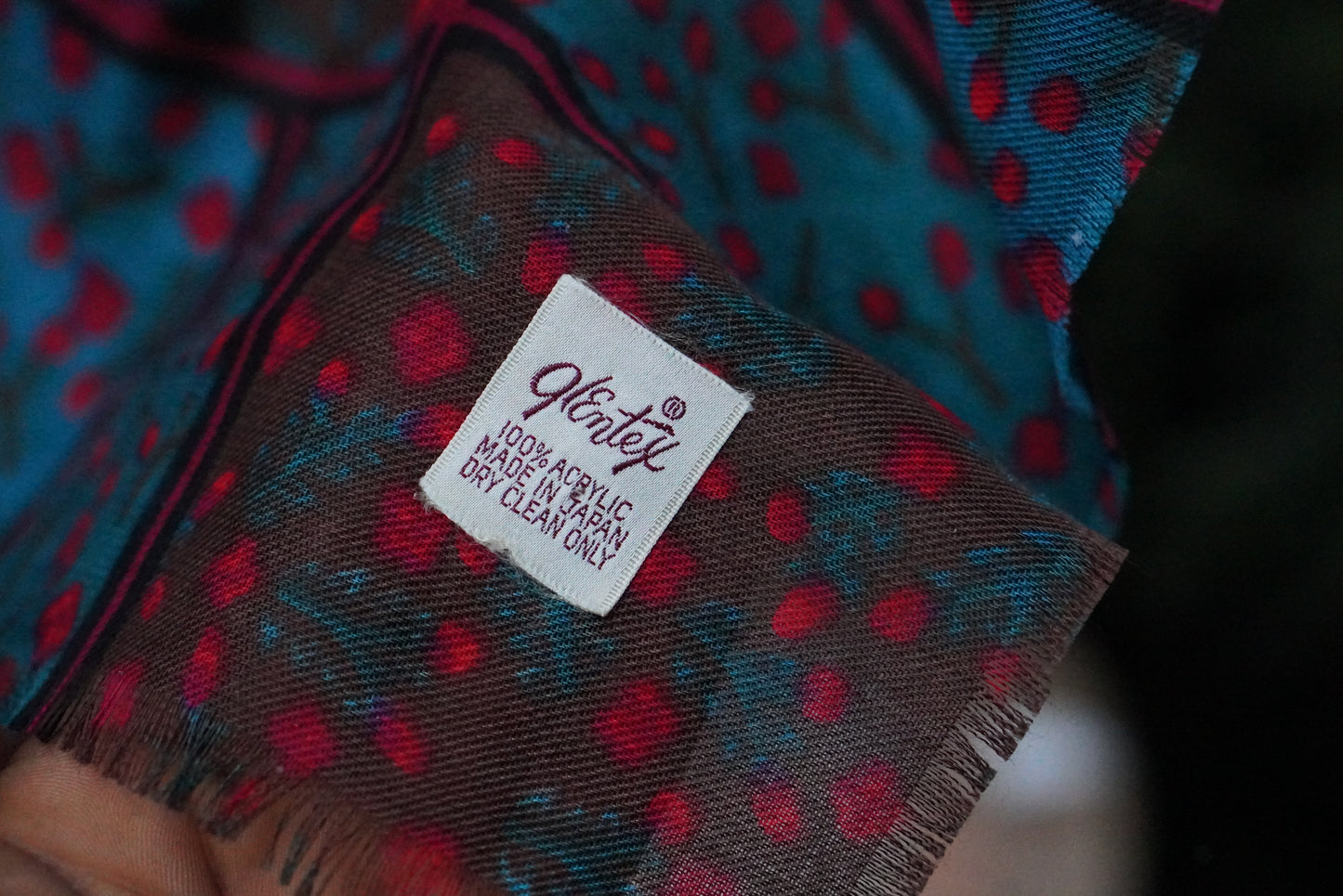 The Heritage Bloom: Vintage Glentex Rose Scarf in Teal & Red