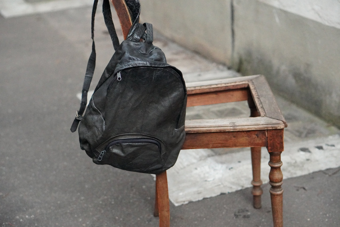 The Nomad Slouchy Vintage Leather Backpack - Obsidian