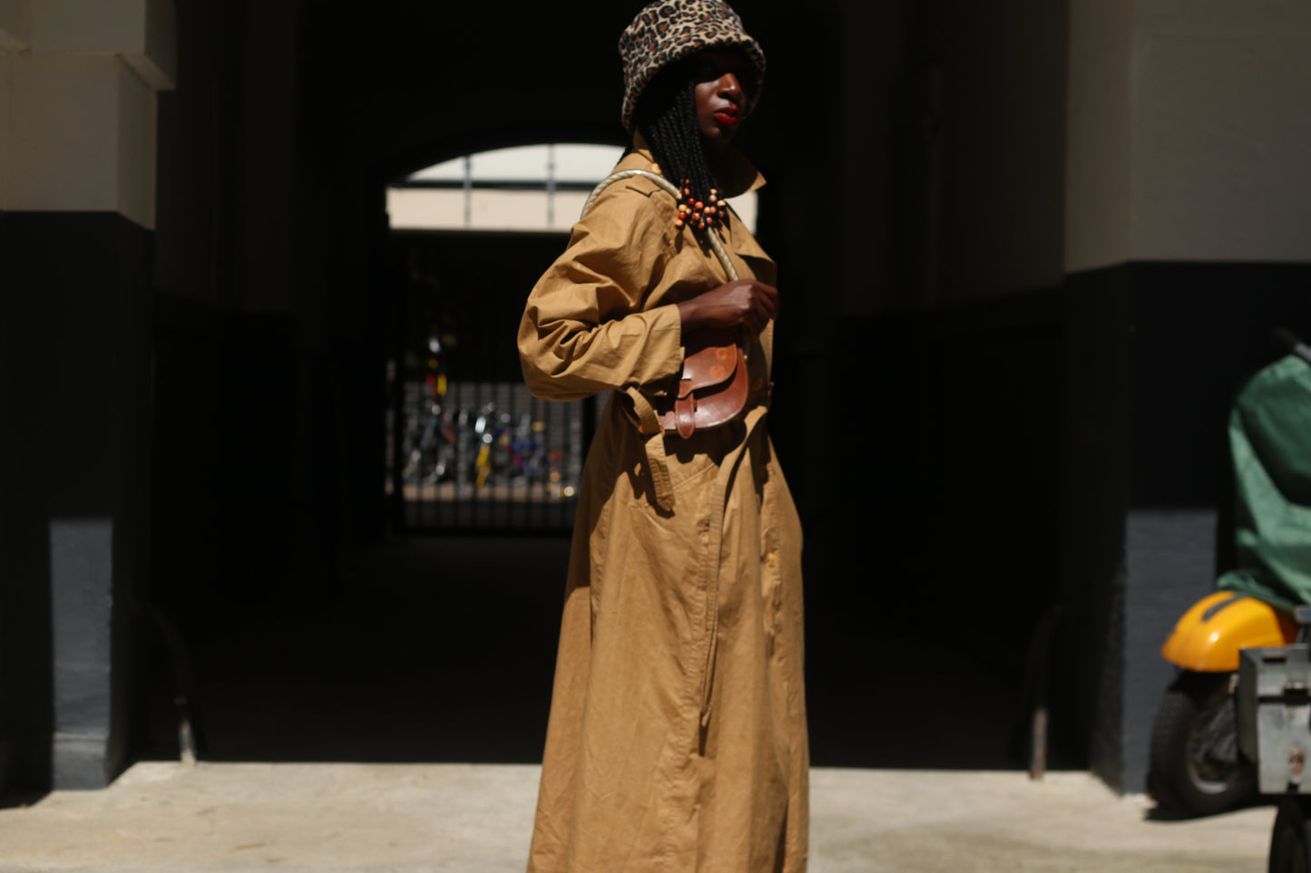 Vintage Calvin Klein Double-Breasted Trench Coat - Tan (90s Archive)