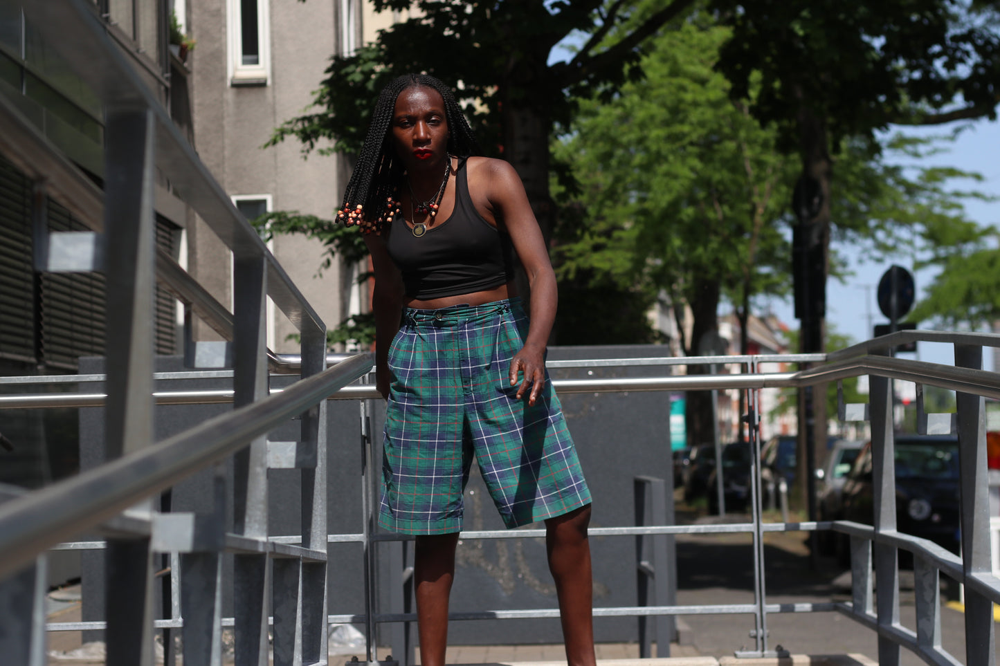 Mäser 1990s Vintage Plaid Cotton High-Waisted Bermuda Shorts - Green Tartan