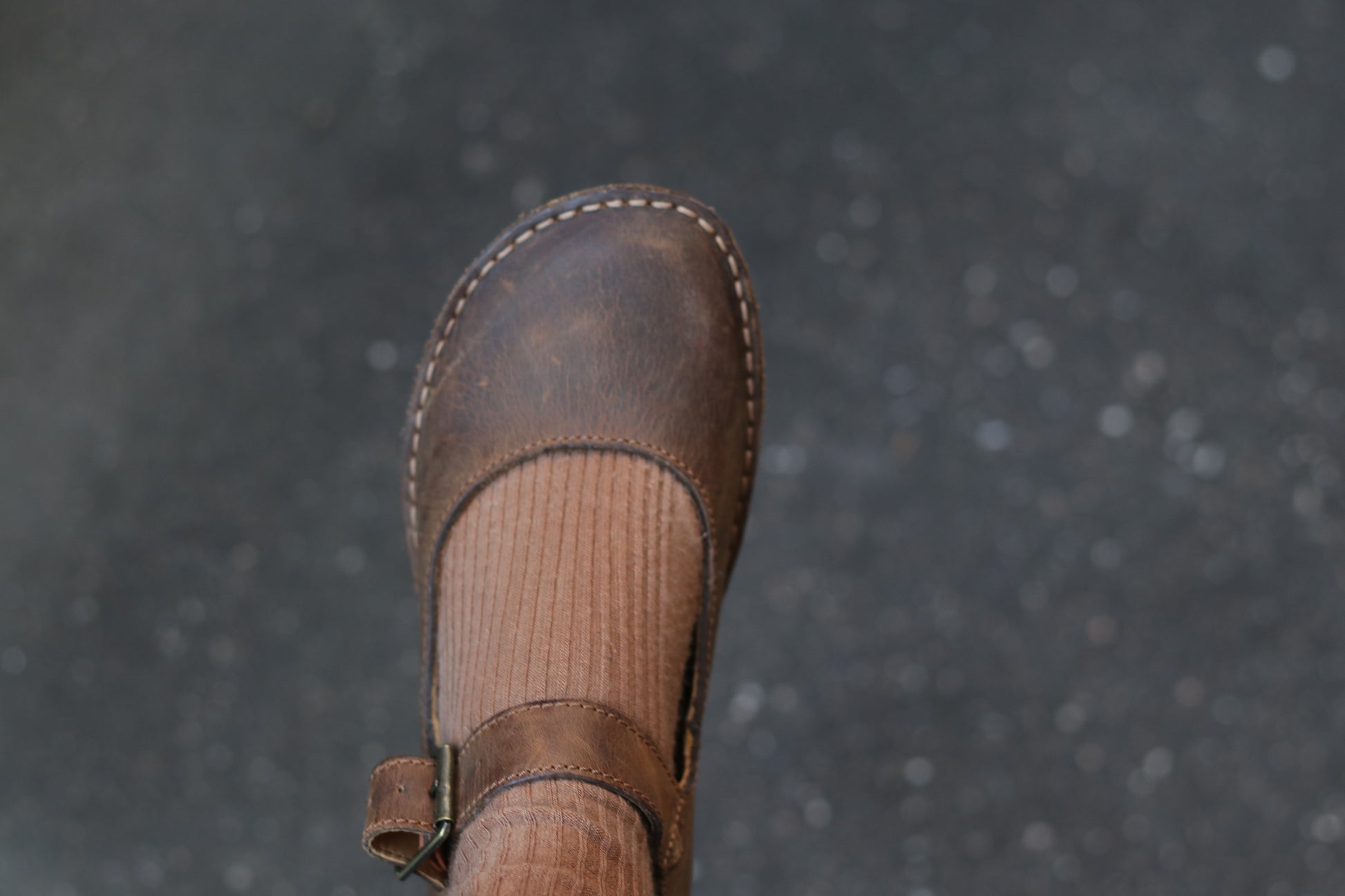 Vintage Clarks Originals Leather Shoes | 90s Women's Minimalist Brown Fashion and Fables Vintage Clarks Originals Leather Shoes | 90s Women's Minimalist Brown Fashion and Fables
