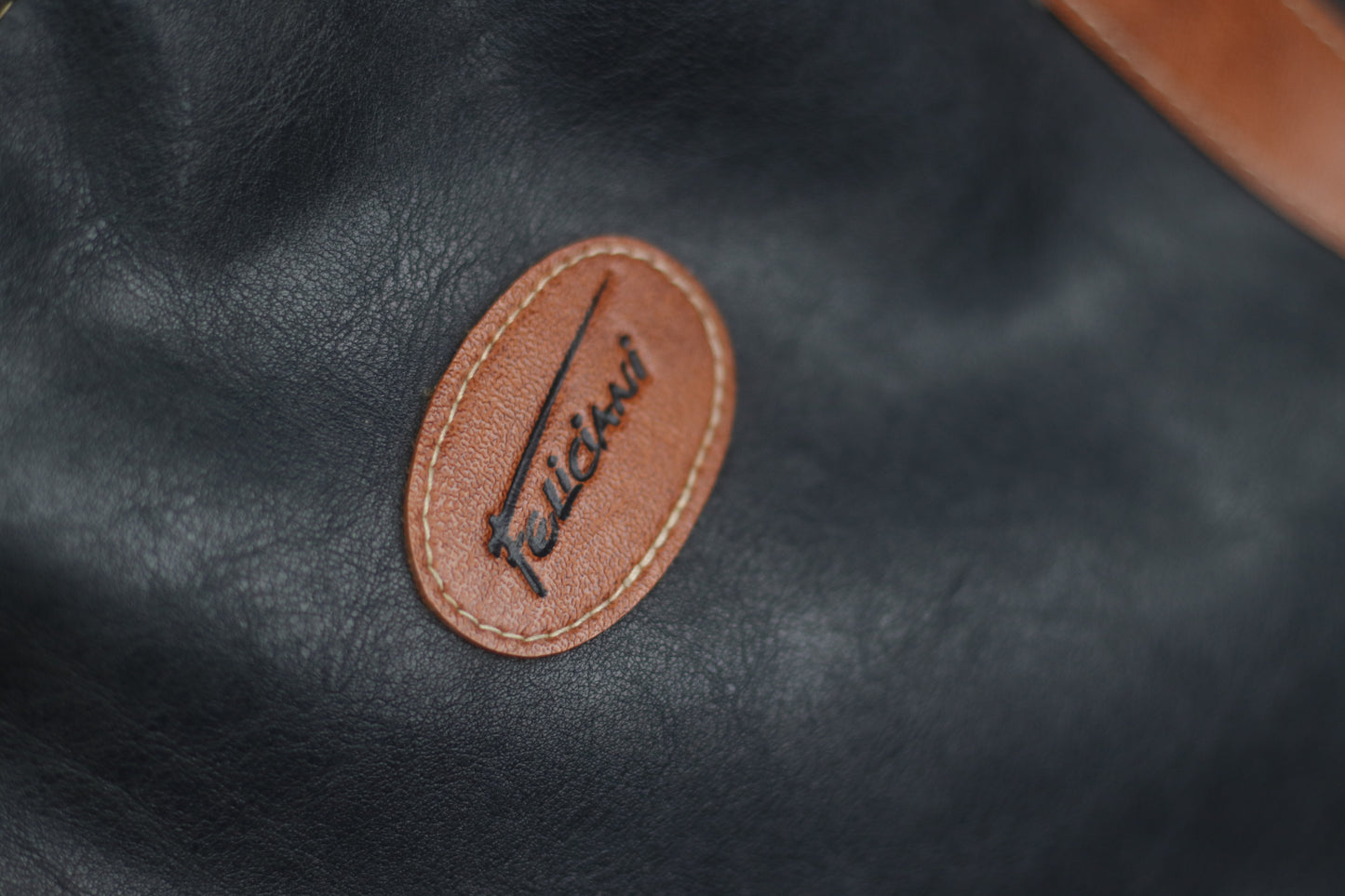 90s Feliciani Leather Bag | Vintage Brown shoulder bag| Women's Minimalism Chic Shoulder bag|
