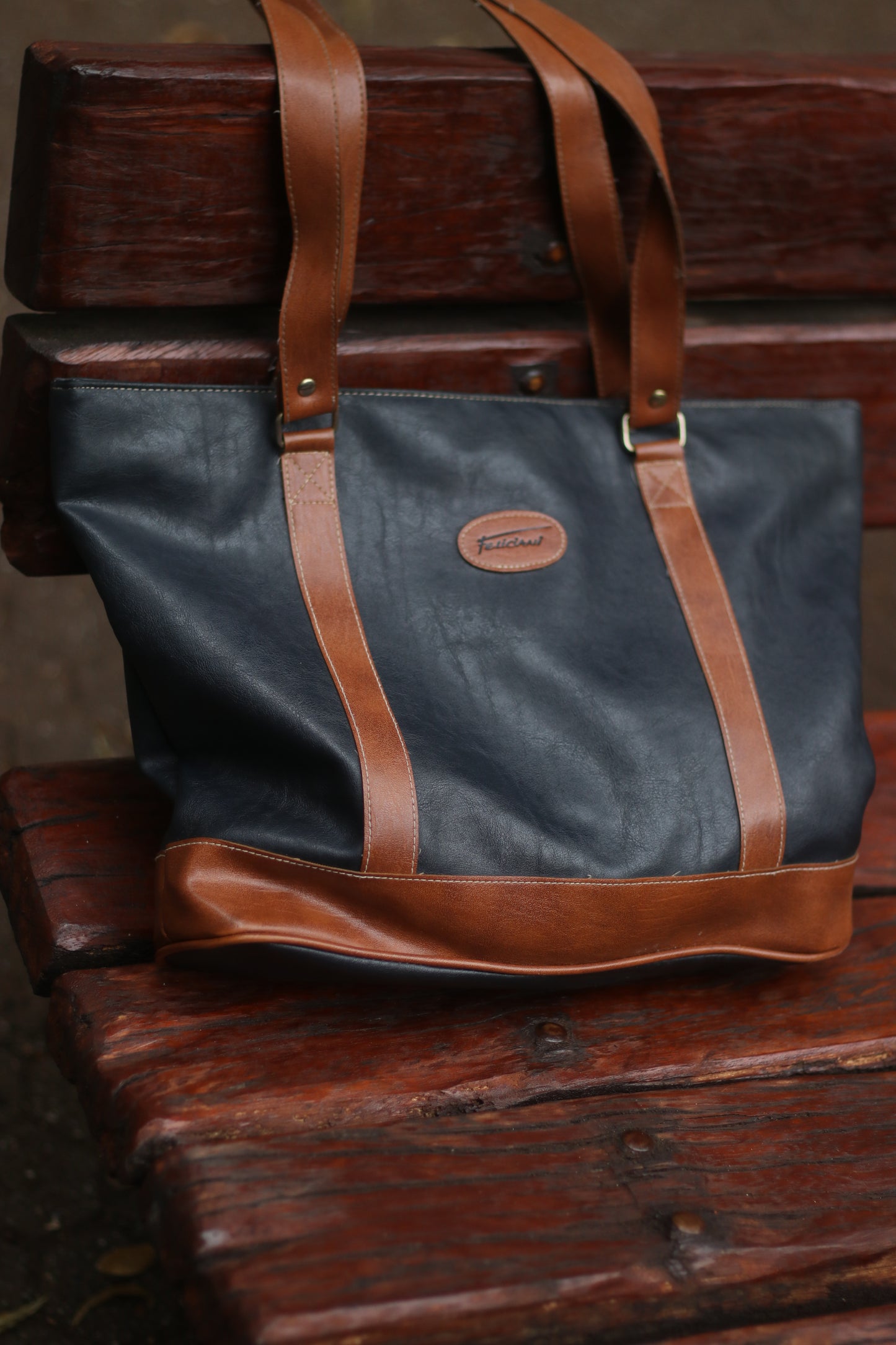 90s Feliciani Leather Bag | Vintage Brown shoulder bag| Women's Minimalism Chic Shoulder bag|