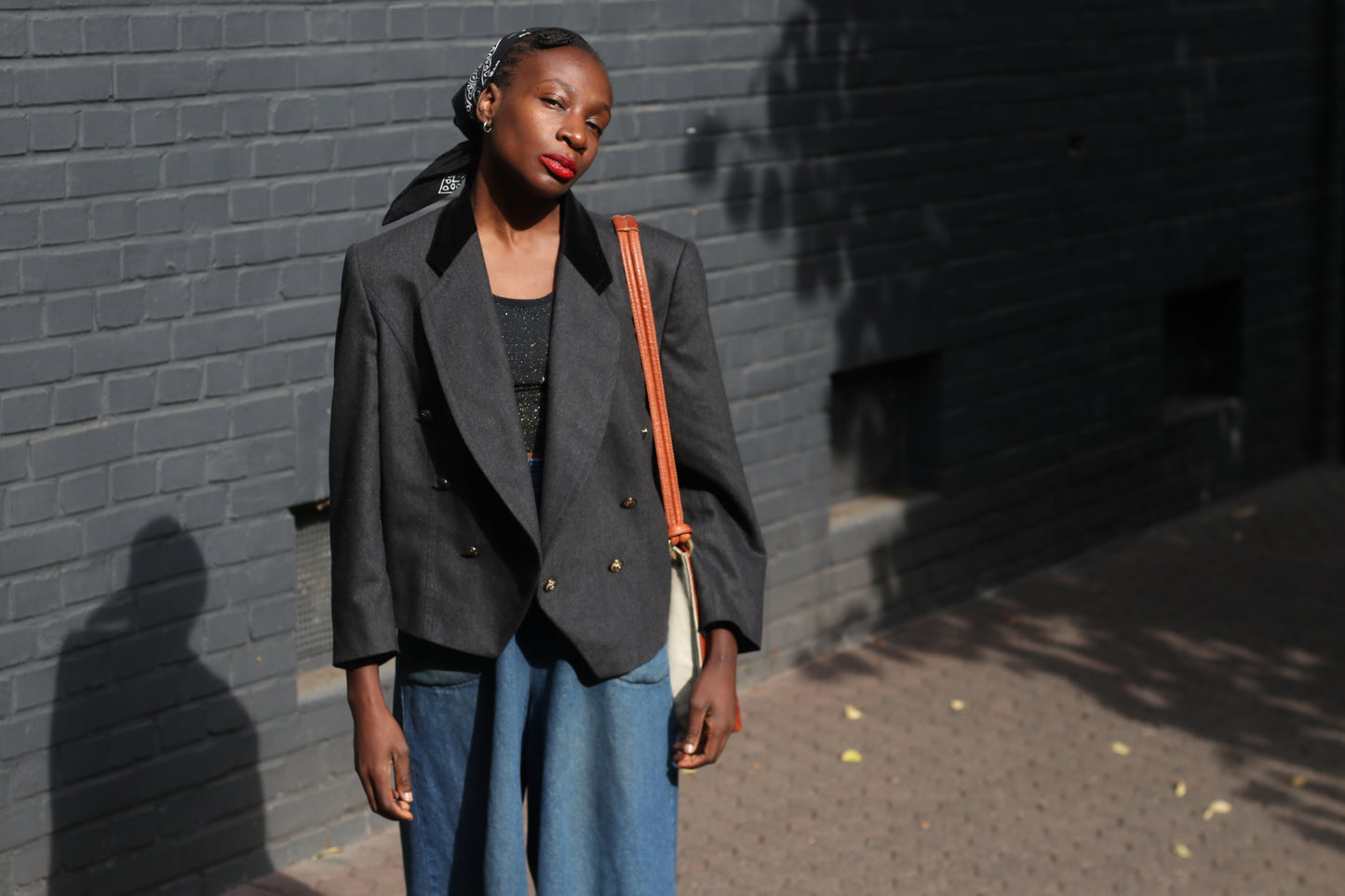 Vintage 80s Wool Cropped Blazer: Minimalist Tuxedo Style