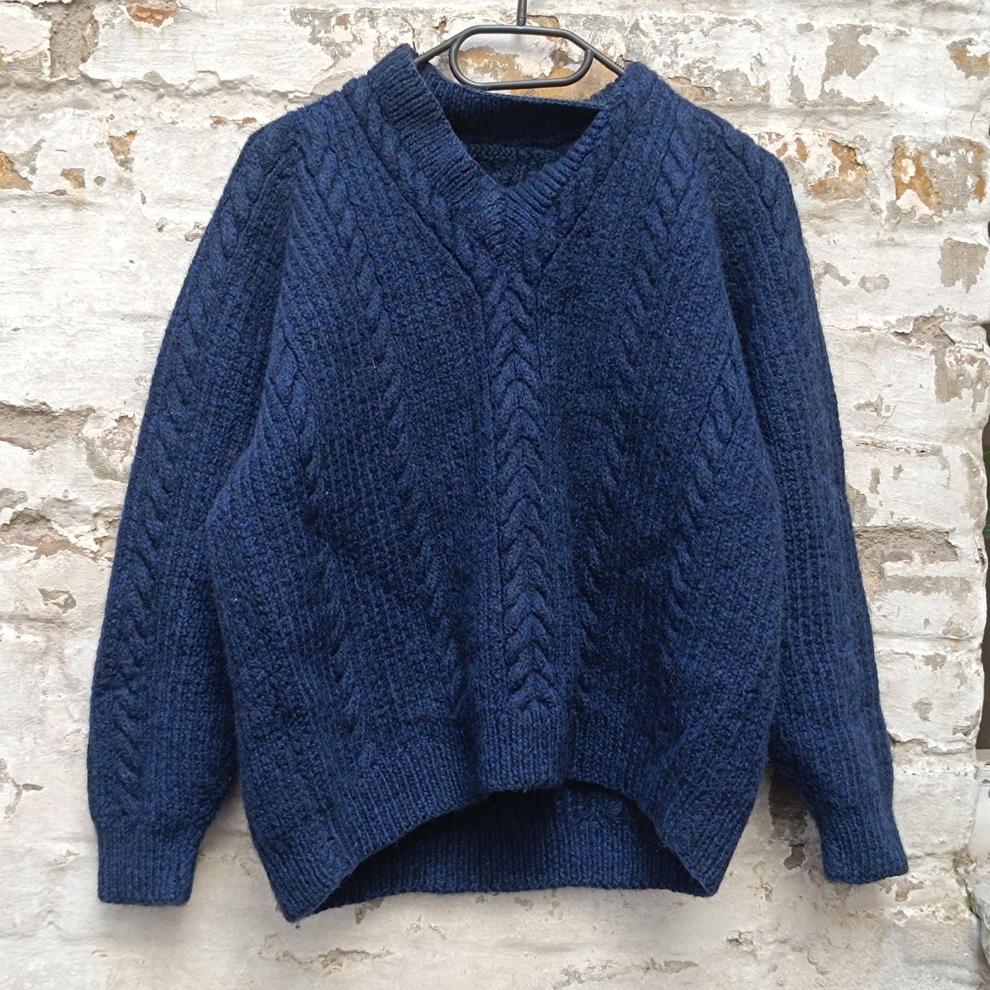 Cable Knit Sweater | Vintage 90s V Neck Jumper | Dark Navy Blue (M)