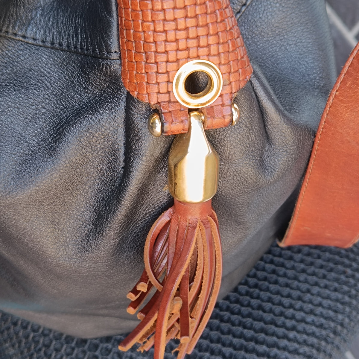 Laura Alessandrini Bag - Vintage 80s Black Leather Bucket Bag