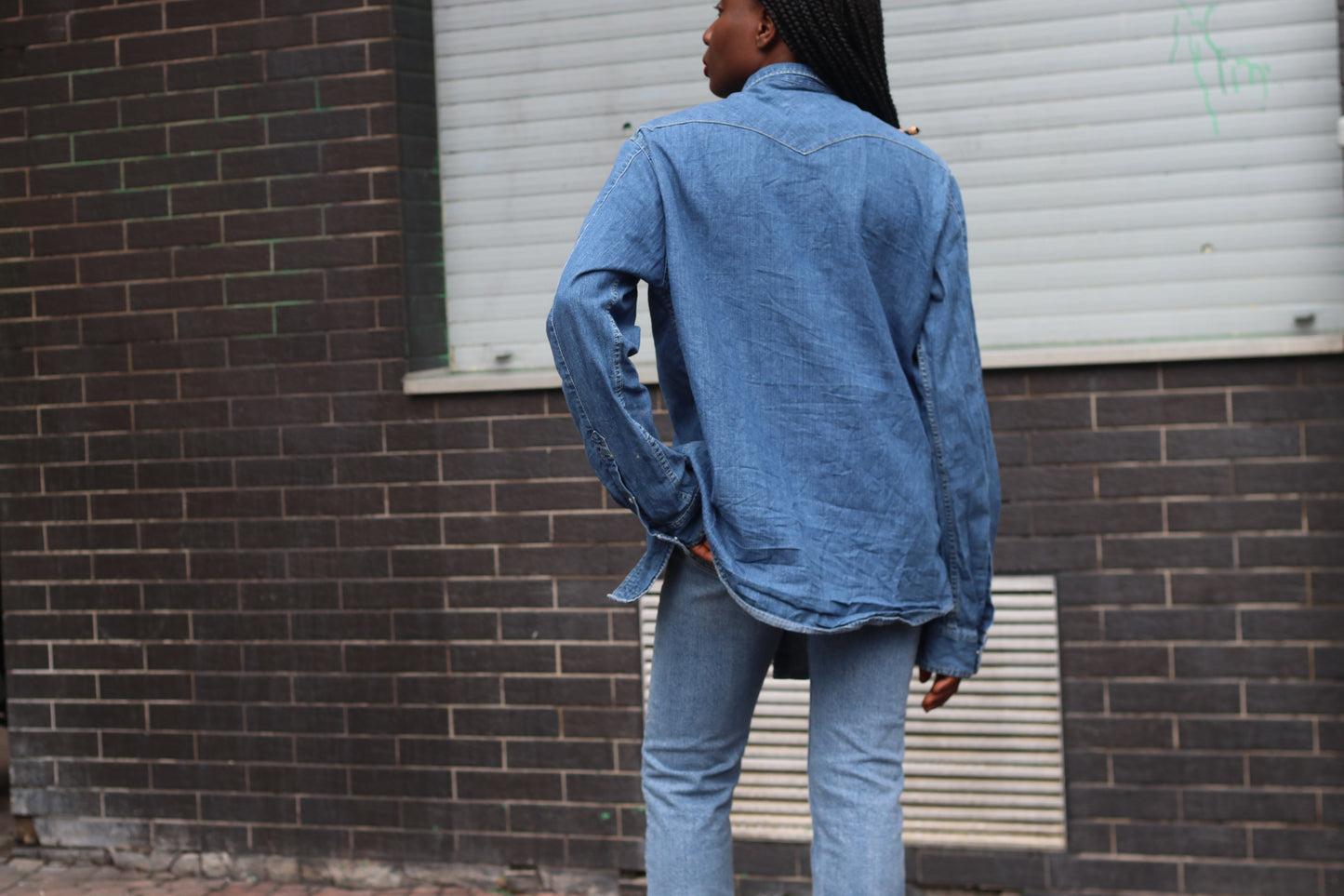 Vintage Lee 90s Western Denim Shirt L Light Wash Cowboy Jean Snap Button Top Blouse