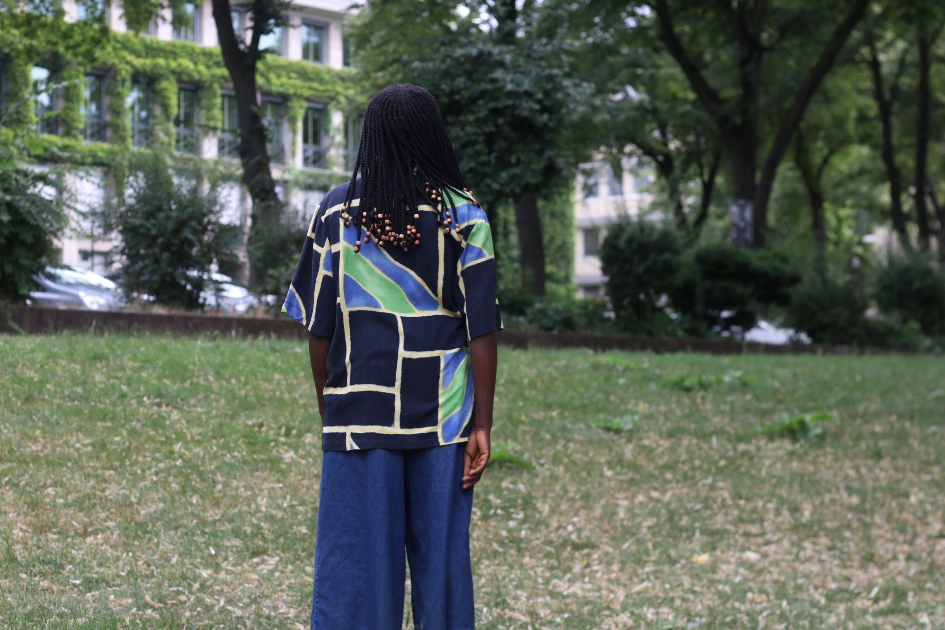 Vintage 90s Abstract Geometric Short Sleeve Blouse Rayon Festival Graphic Shirt