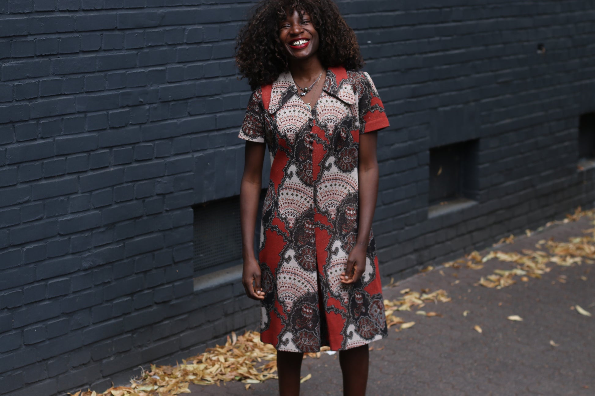 70s Paisley Mini Dress | Vintage Rust Brown A-Line Shift Dress M