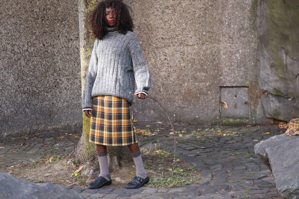 Plaid Pencil Skirt - Vintage 90s Tartan Yellow Navy S/M