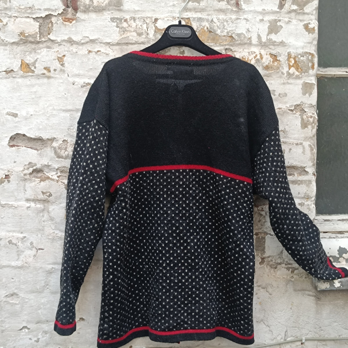 Floral Embroidered Wool Cardigan | Vintage Folk Knit Sweater | Black M