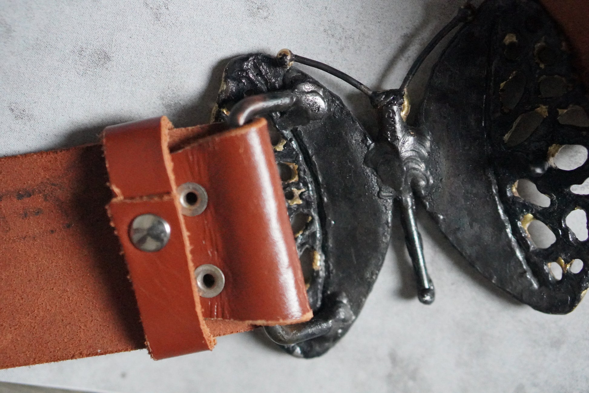 Vintage Butterfly Leather Belt | 80s Cognac Brown Statement Belt M/L
