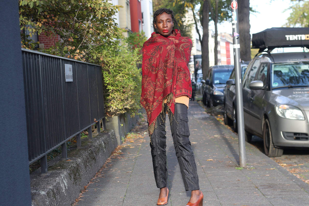 Vintage Paisley Fringe Scrap | 90s Burgundy Wrap Shawl | One Size