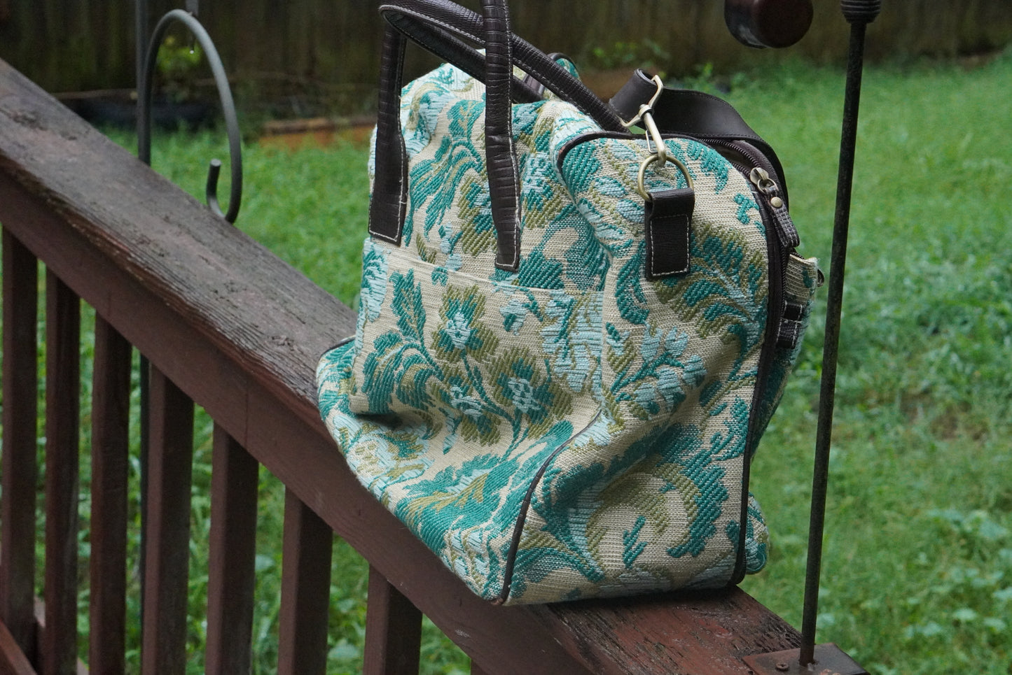 Bueno Vintage Tapestry Travel Bag - 90s Floral Weekender Duffle