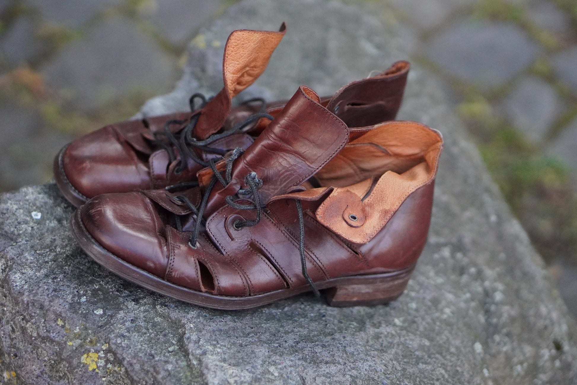 Ralph Harrison Vintage 90s Brown Leather Gladiator Sandals Lace Up Booties Shoes
