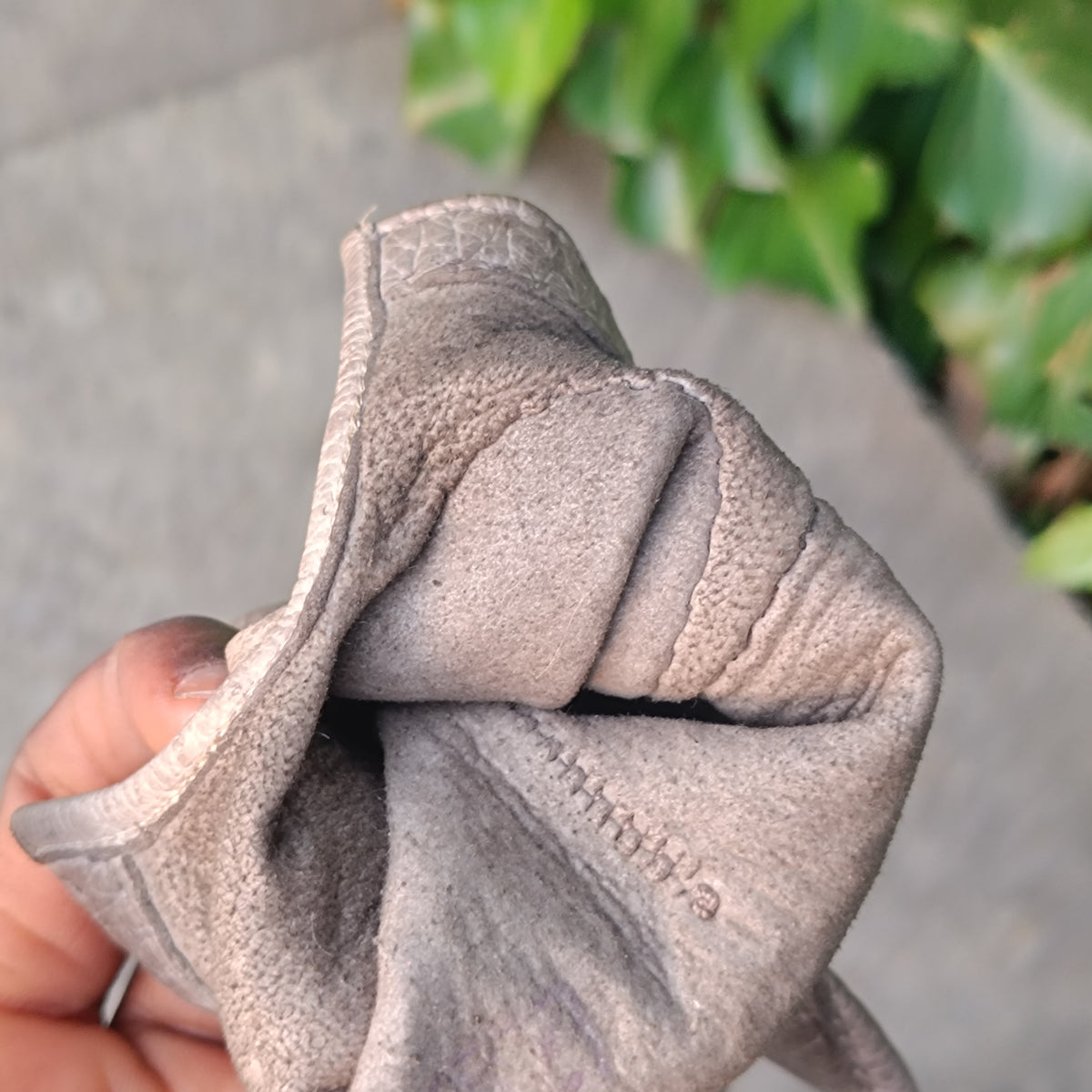 Leather Gloves | Vintage 70s Taupe Peccary Gloves | Size S