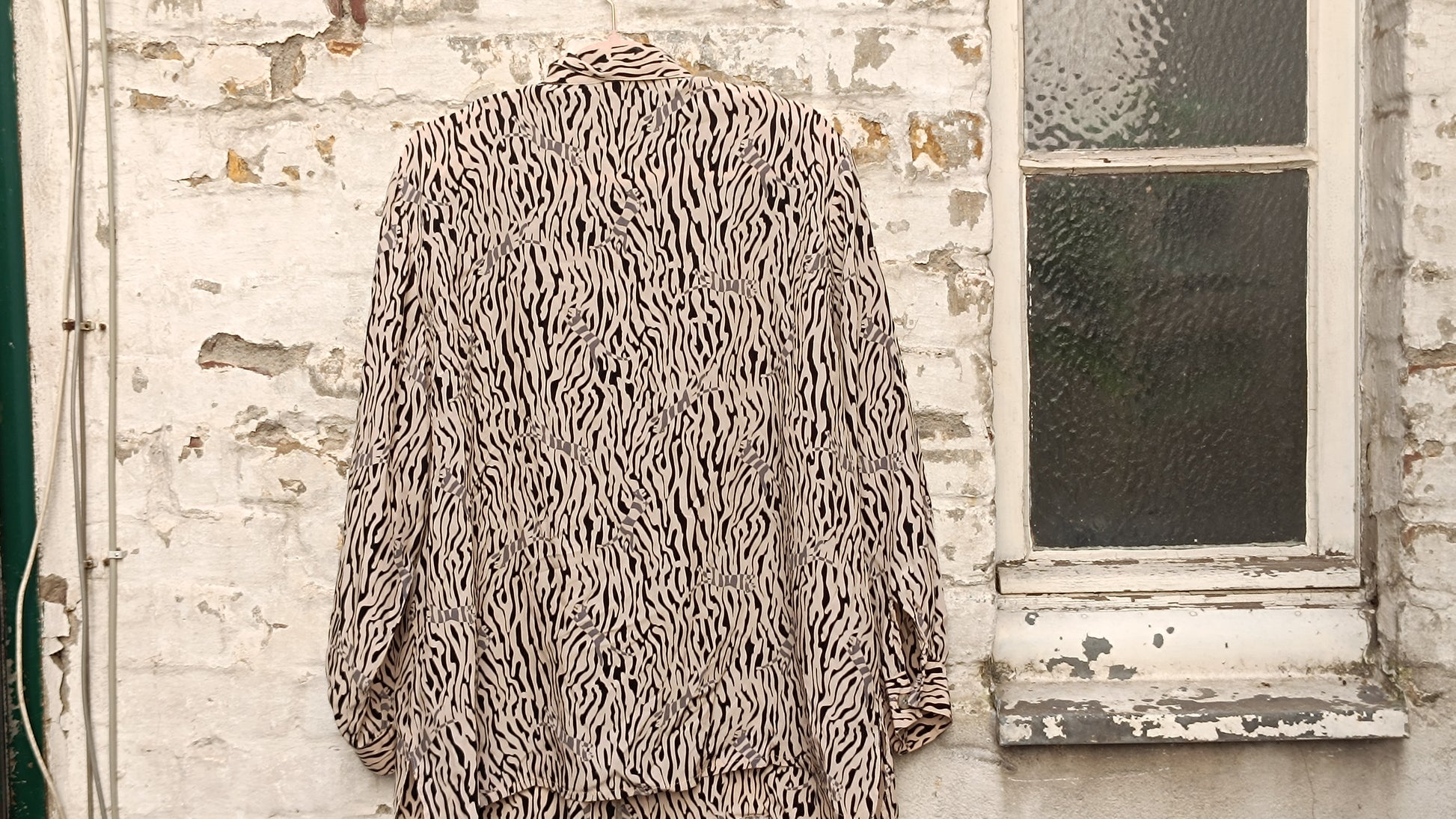  Vintage 90s Zebra Print Blouse - Oversized Animal Print Boho Top