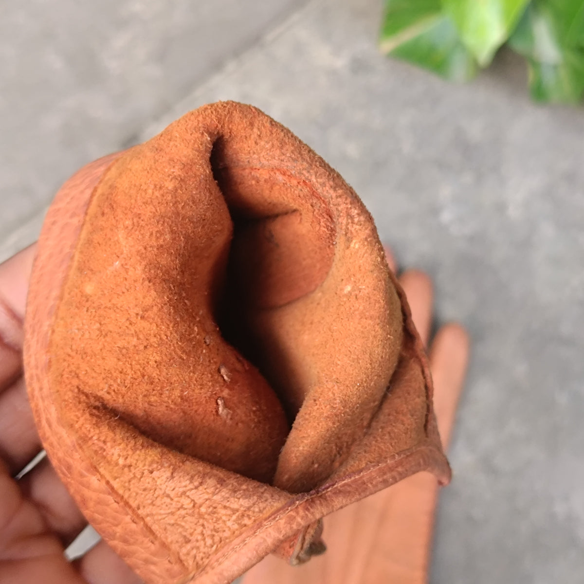 Vintage Tan Leather Gloves | 70s Retro Cognac Grainy Hide Warm Accessories | S Xs
