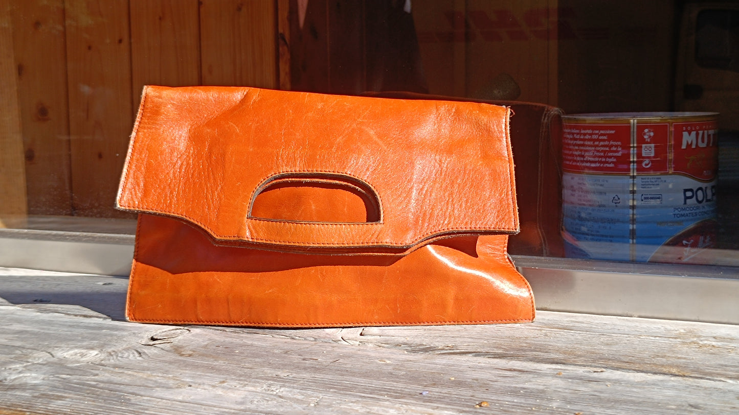 Vintage 1970s Tan Leather Clutch Bag - Retro Cutout Handle Purse