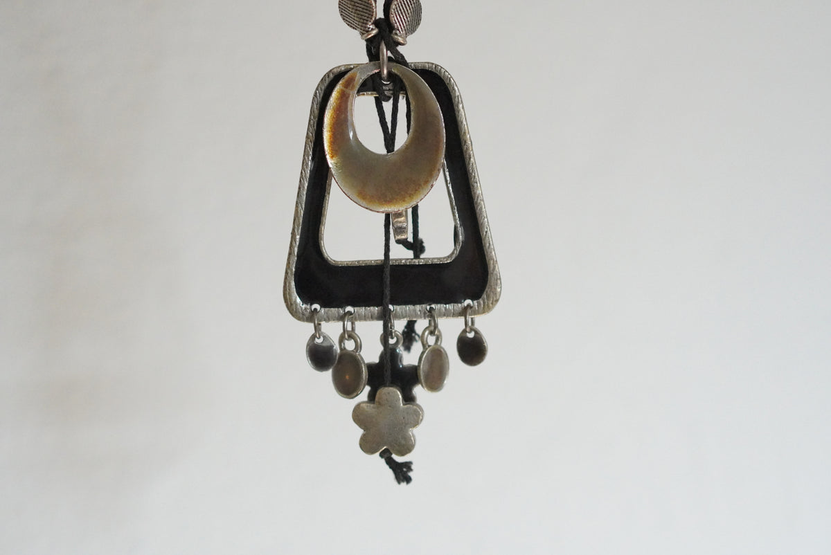 Vintage Boho Statement Necklace Silver Pendant 1990s Black Enamel Coin Choker Bag