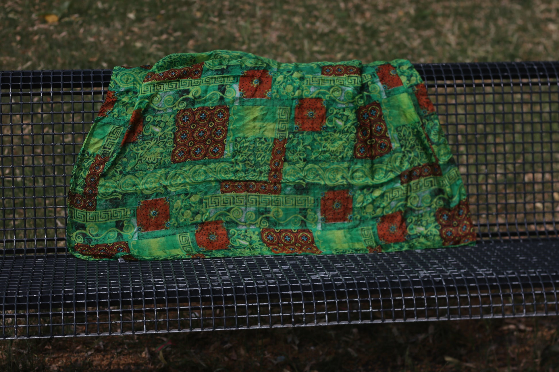 Vintage 100% Silk Green Scarf - Retro Patterned Head Wrap Bandana