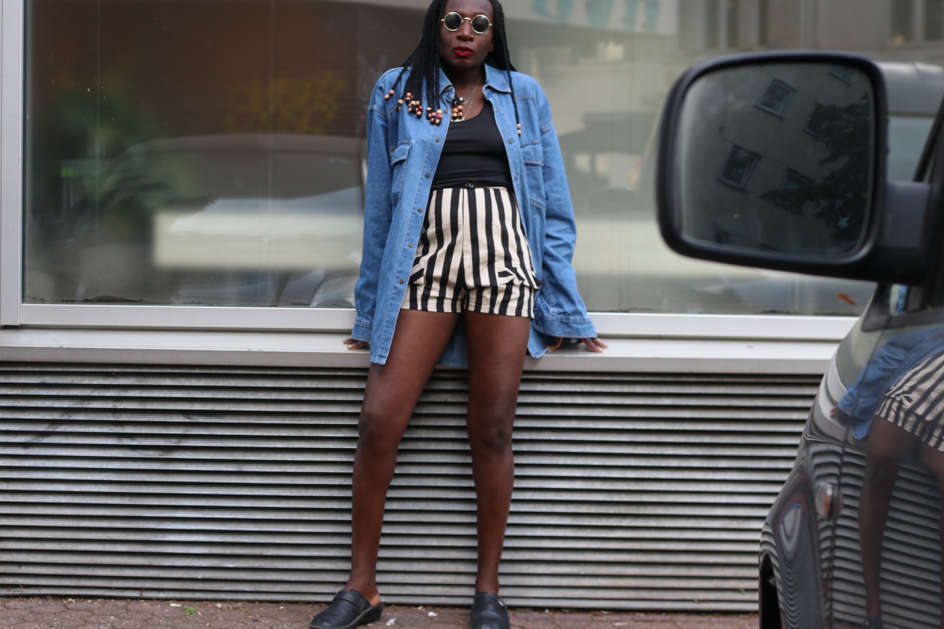Vintage Striped Shorts High Waisted Black White Vertical Stripes Summer Festival XS