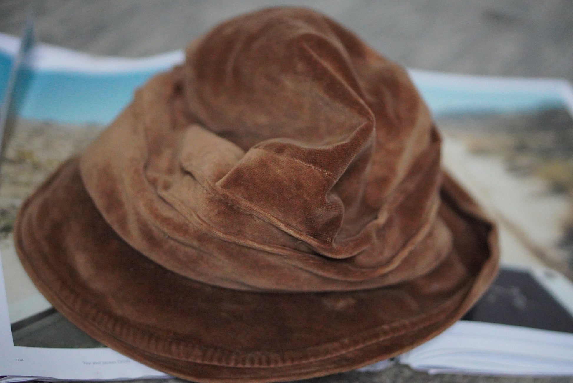 Vintage Velvet Bucket Hat - 90s Brown Cloche