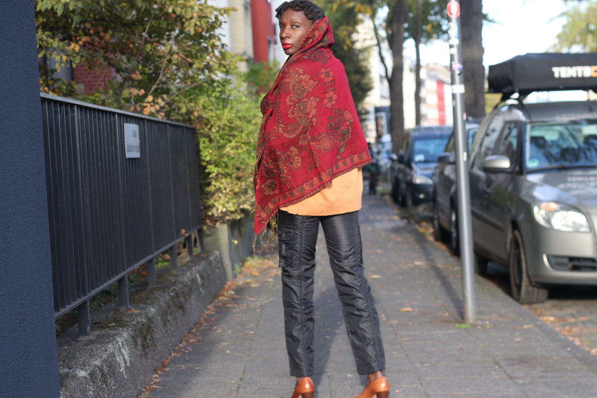 Vintage Paisley Fringe Scrap | 90s Burgundy Wrap Shawl | One Size