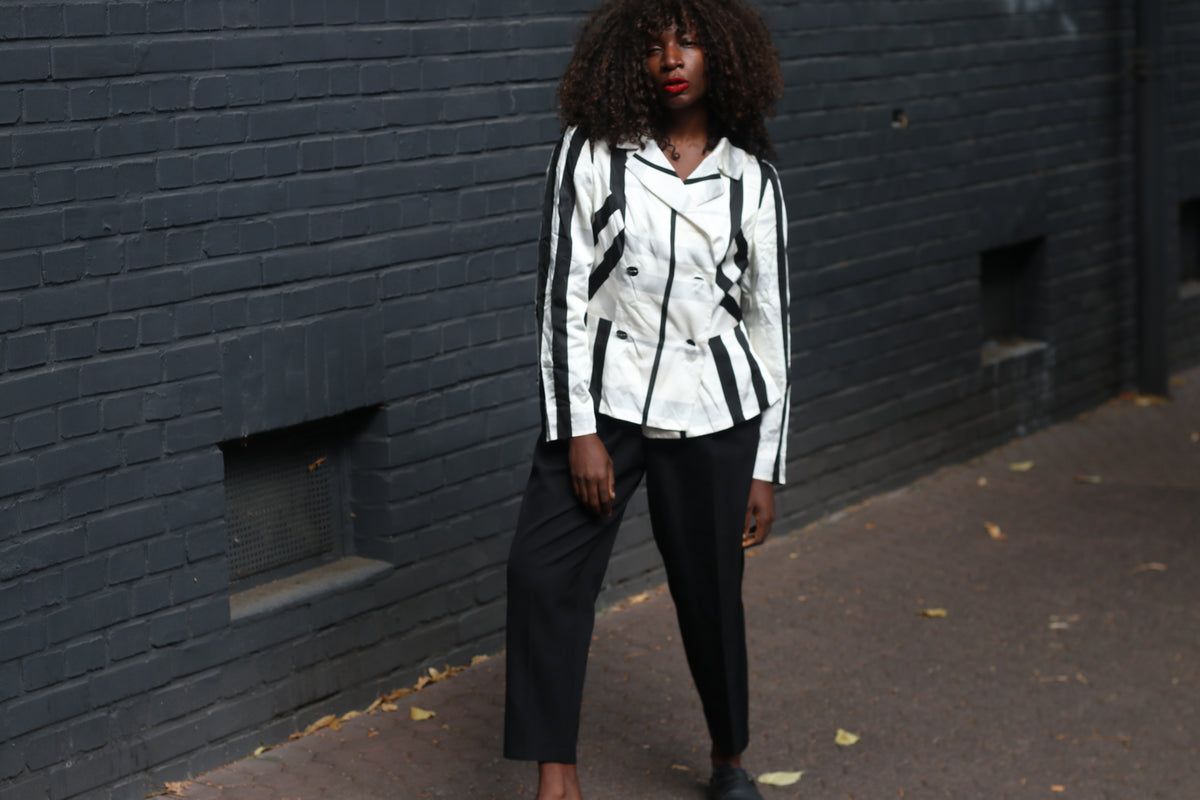Vintage Striped Blazer | 90s Black White Geometric Jacket | Vera Mont S