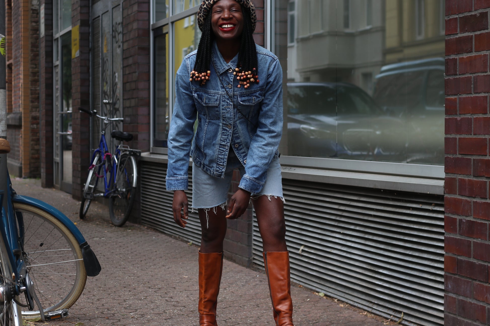 Vintage 1990s Denim Jacket Classic Light Wash Jean Trucker Jacket Retro Coat S M