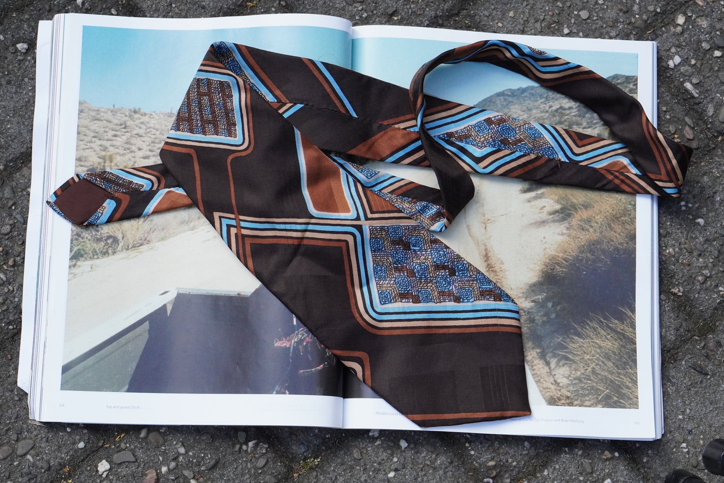 Le Schans Paris Vintage 1970s Silk Tie Geometric Abstract Brown Blue Retro Neckwear