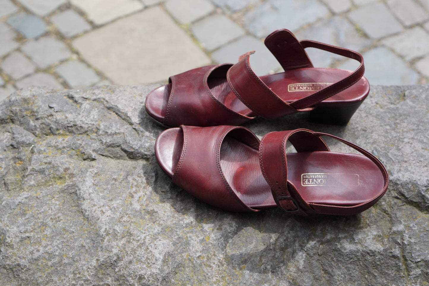 Remonte Vintage 90s Maroon Leather Sandals Block Heel Slingback Open Toe Mule 6