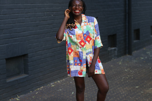 Vintage 1990s Abstract Geometric Shirt Colorful Short Sleeve Oversized Blouse M to L