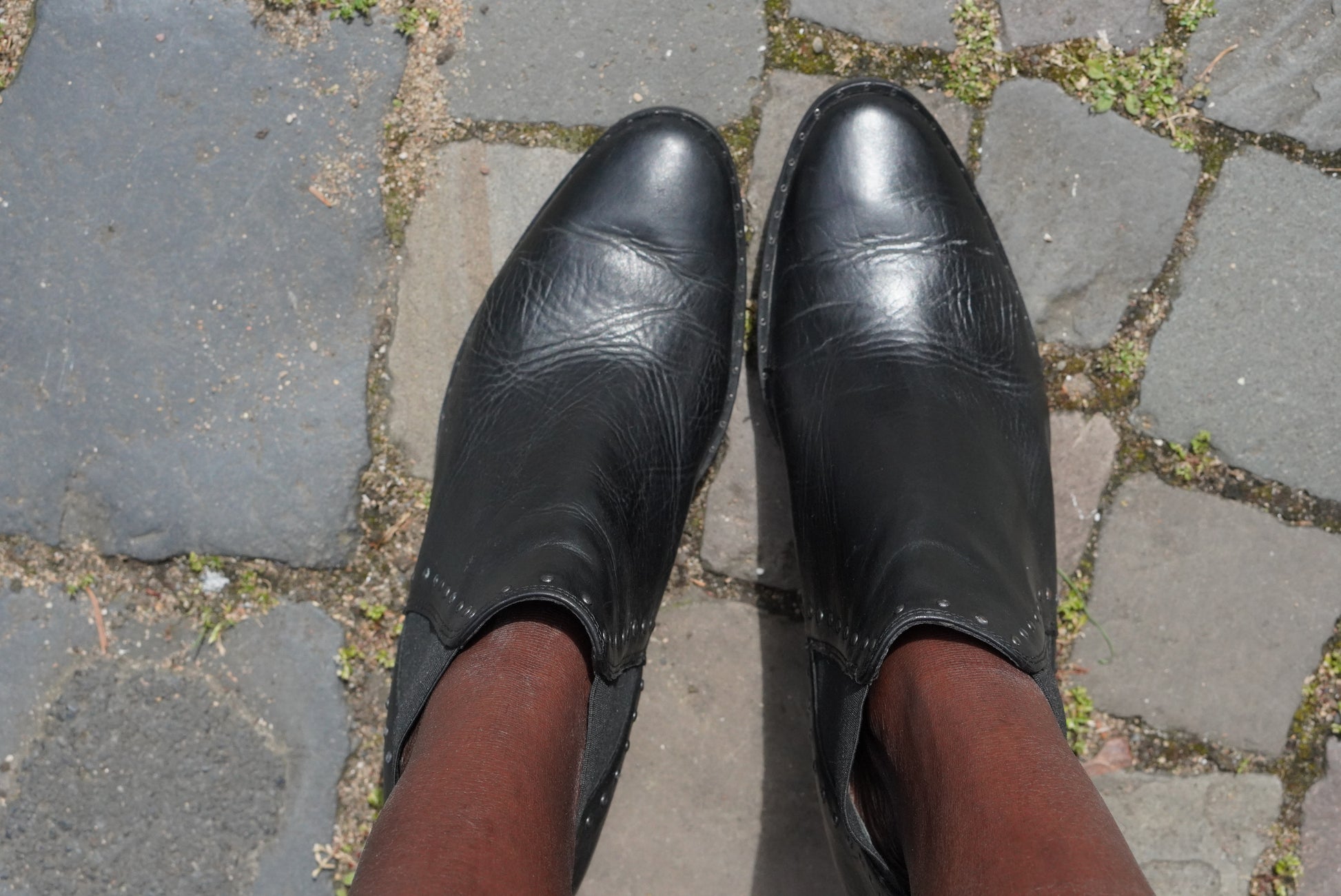 Paul Green Vintage Black Leather Studded Heeled Chelsea Ankle Boots Size 6.5