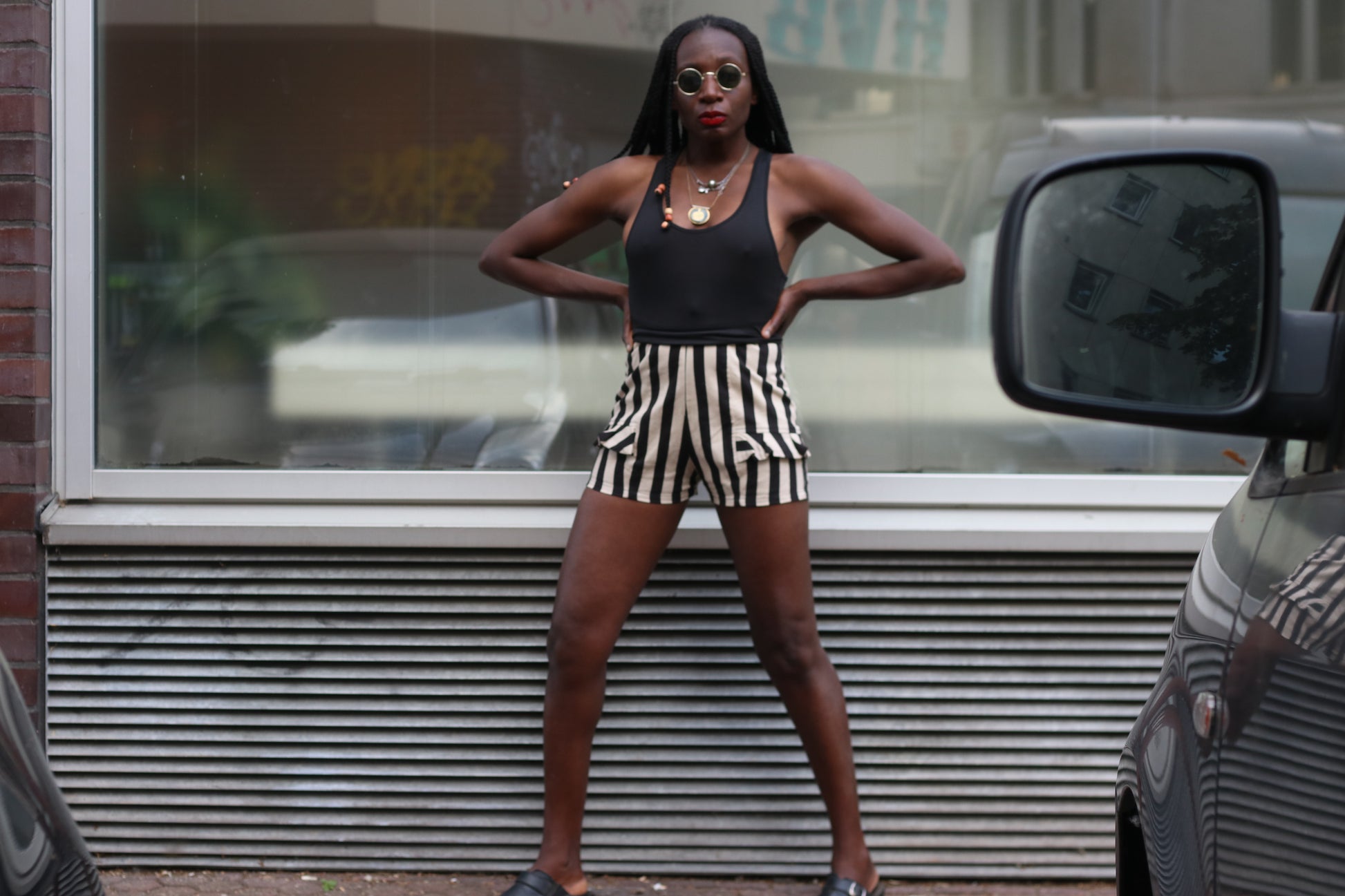 Vintage Striped Shorts High Waisted Black White Vertical Stripes Summer Festival XS