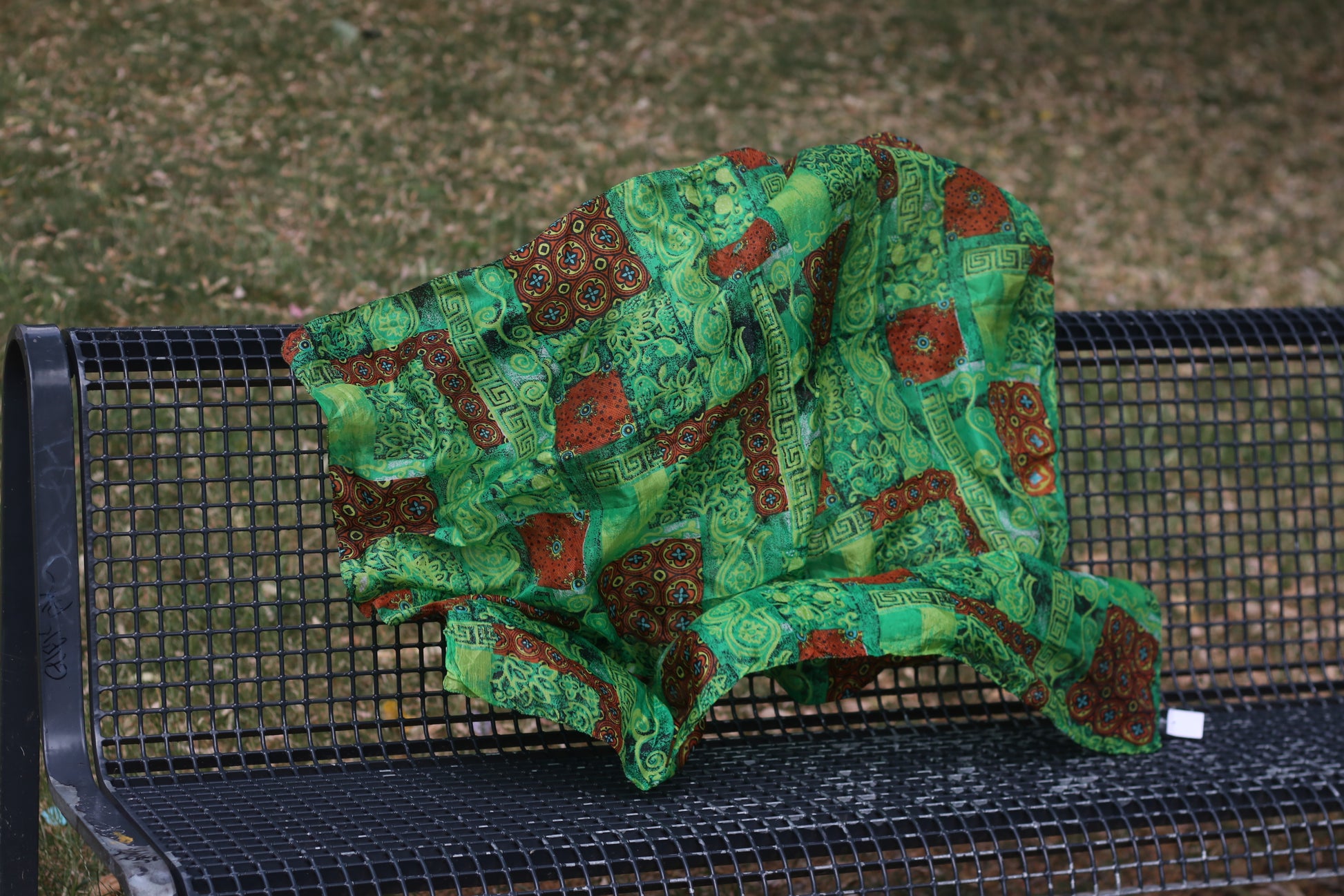 Vintage 100% Silk Green Scarf - Retro Patterned Head Wrap Bandana