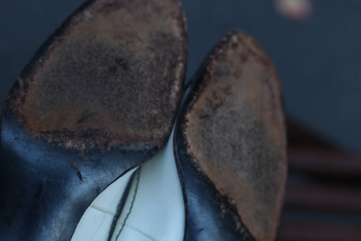 Vintage Spectator Pumps | 1970s Leather Heels | Black White EU 37