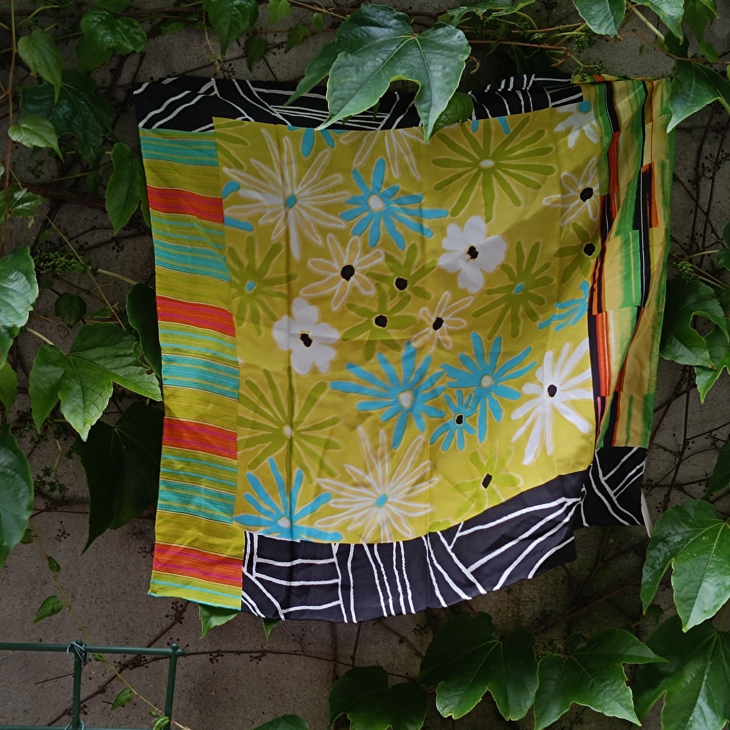 Vintage 60s Silk Scarf Flower Power Daisy Nicky Neckerchief Yellow Blue