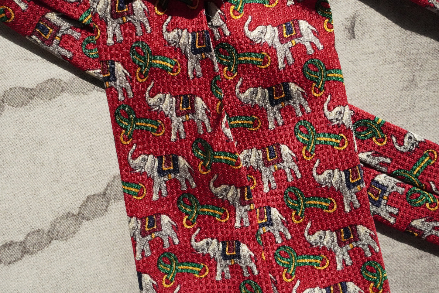 Vintage Seidensticker Elephant Silk Tie Red Novelty Necktie Made Germany
