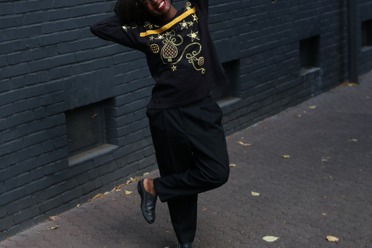 Vintage 80s Black Gold Embroidered Sweatshirt M | Nautical Graphic Jumper