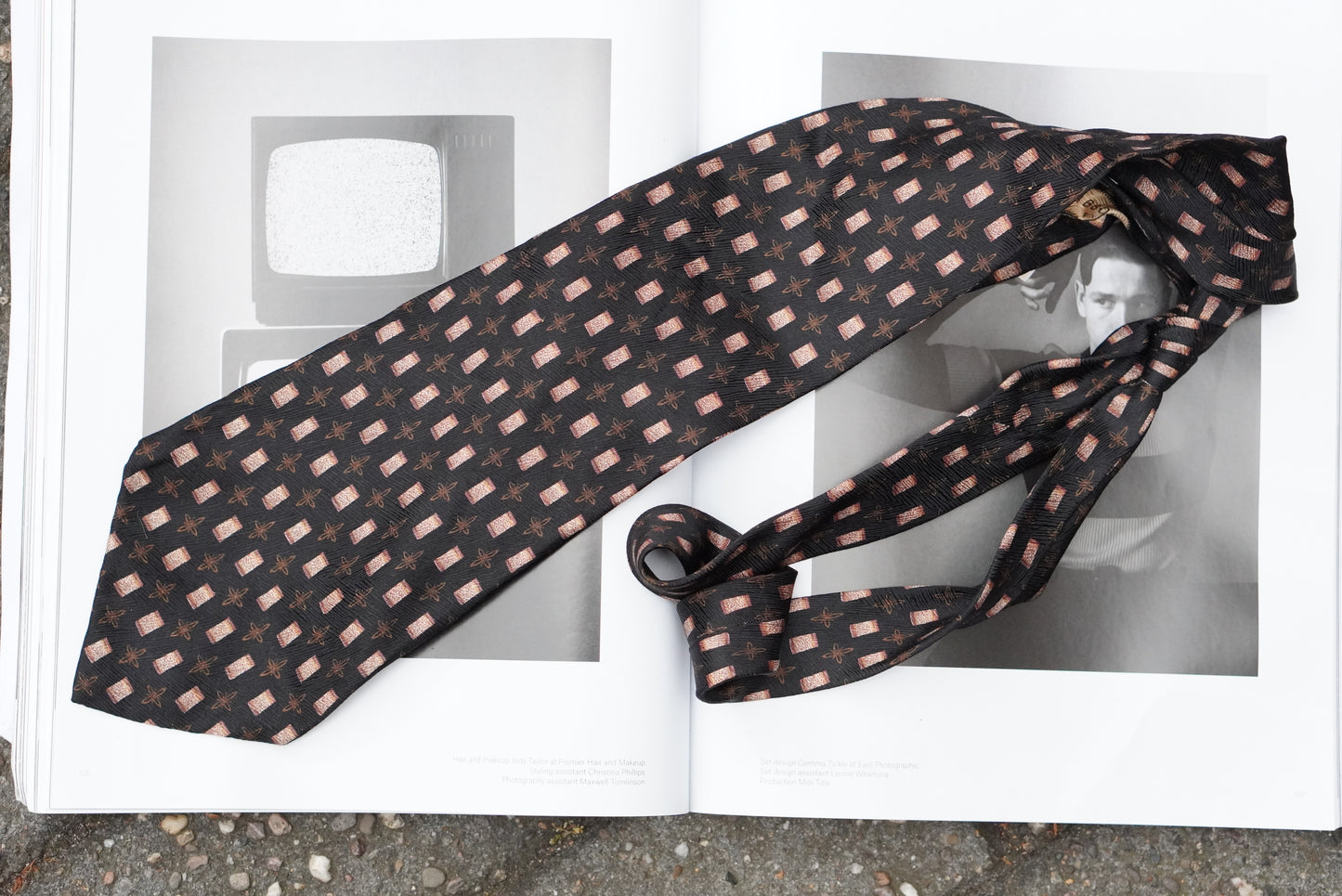 Joseph Abboud Vintage Silk Tie 90s Geometric Brocade Italian Made Mens Necktie