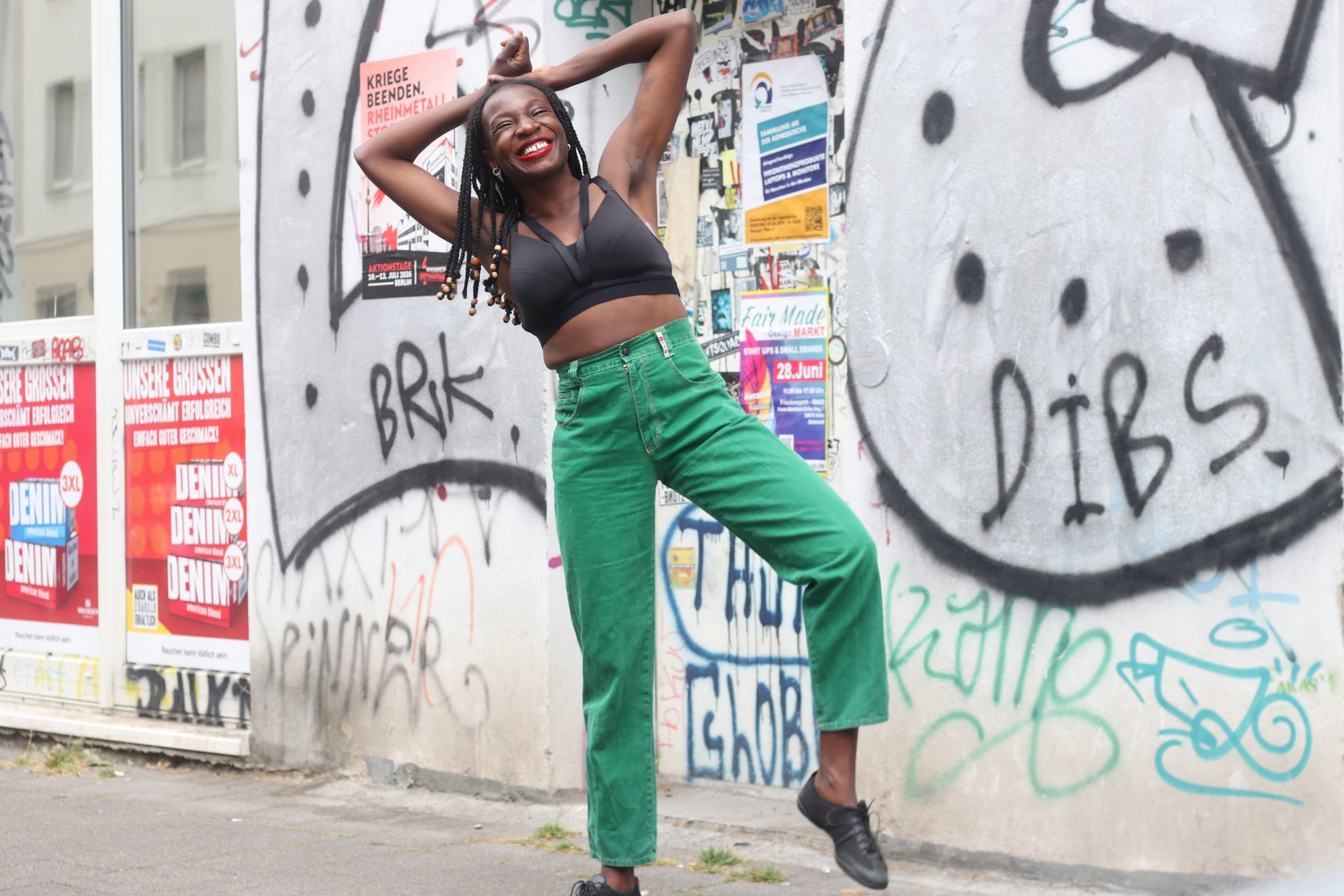 Marc Brown Vintage 90s High Waisted Green Jeans - Straight Leg Denim