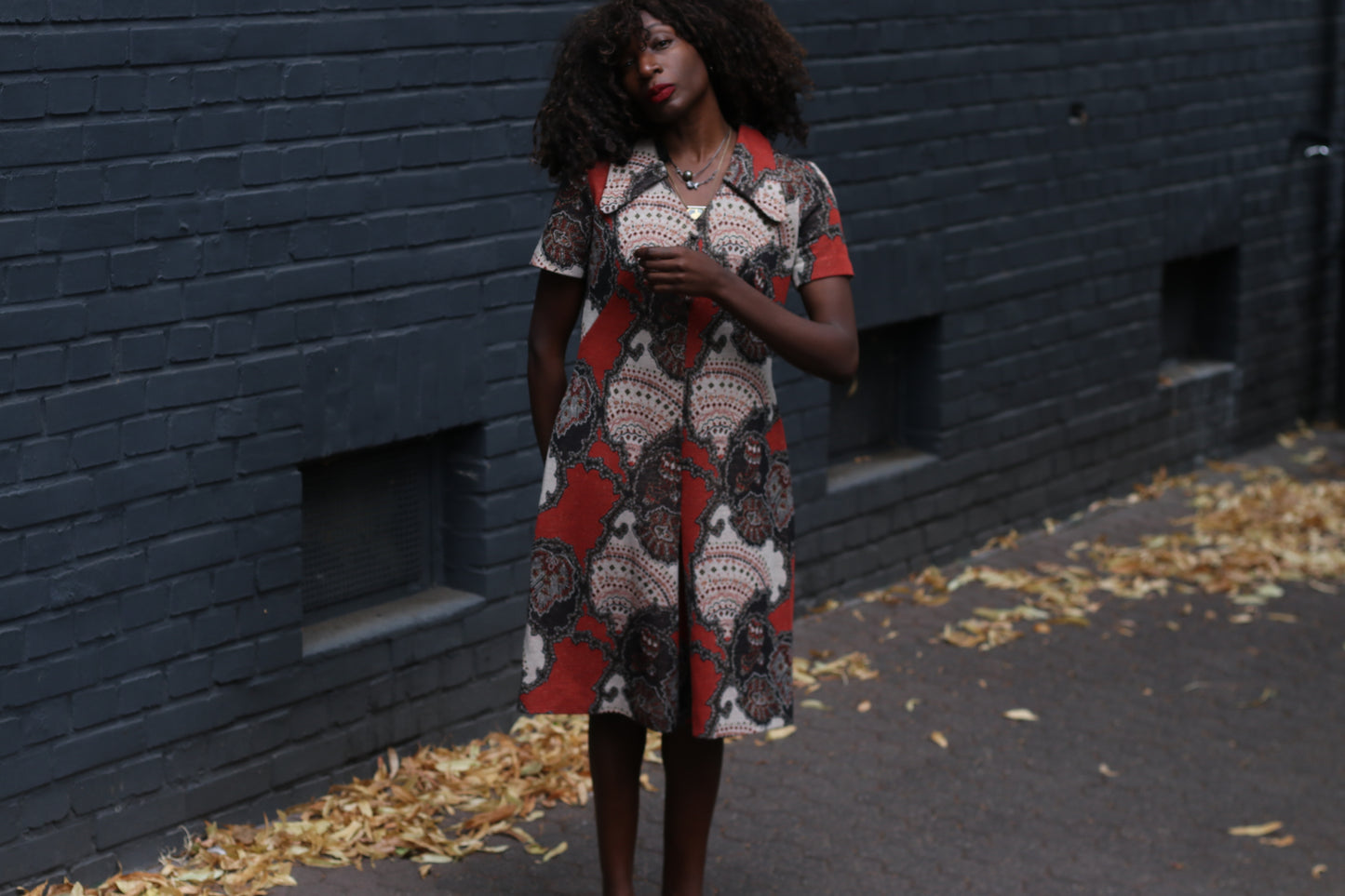 70s Paisley Mini Dress | Vintage Rust Brown A-Line Shift Dress M