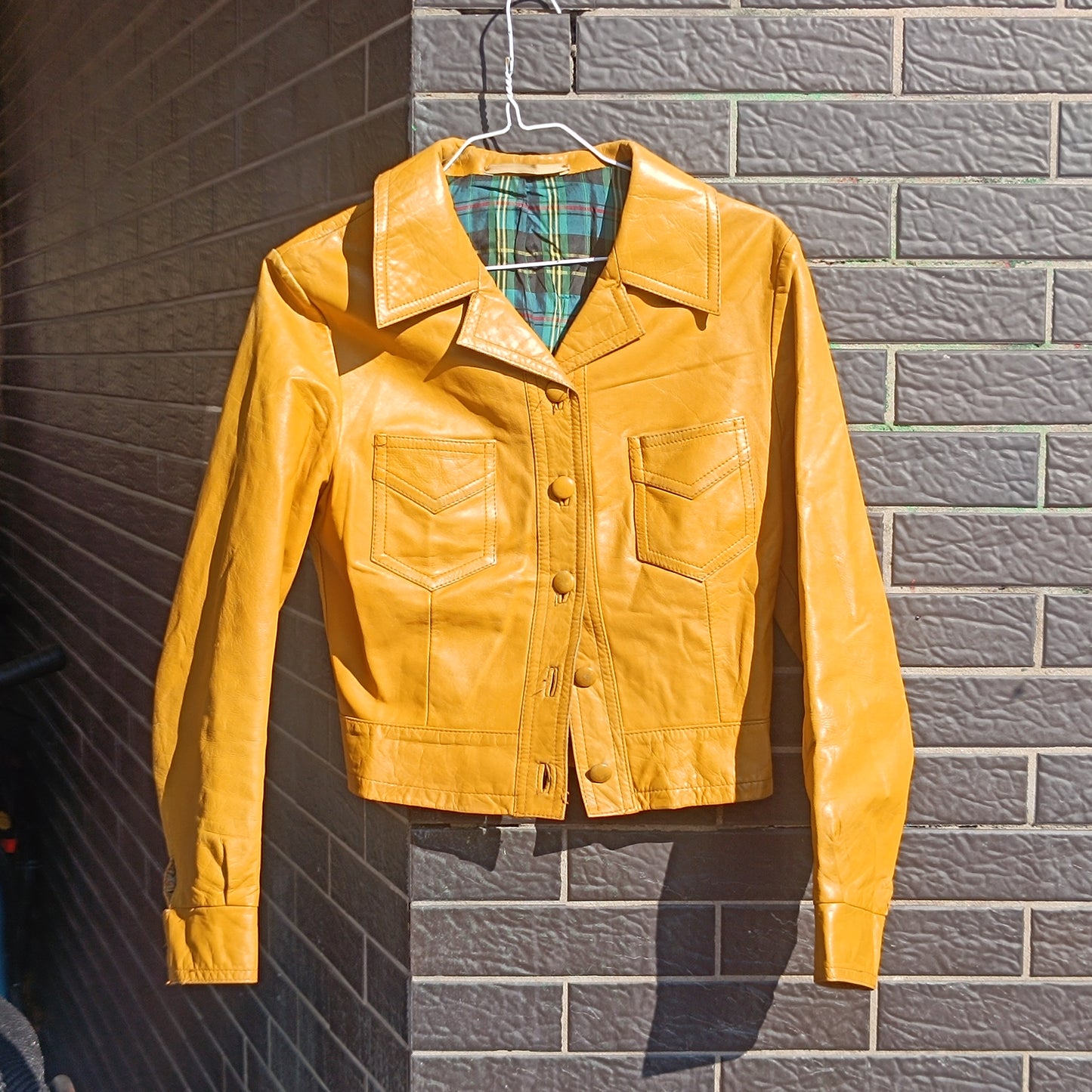 Vintage 80s Yellow Leather Cropped Jacket - Bold Boxy Fit, Real Retro Style