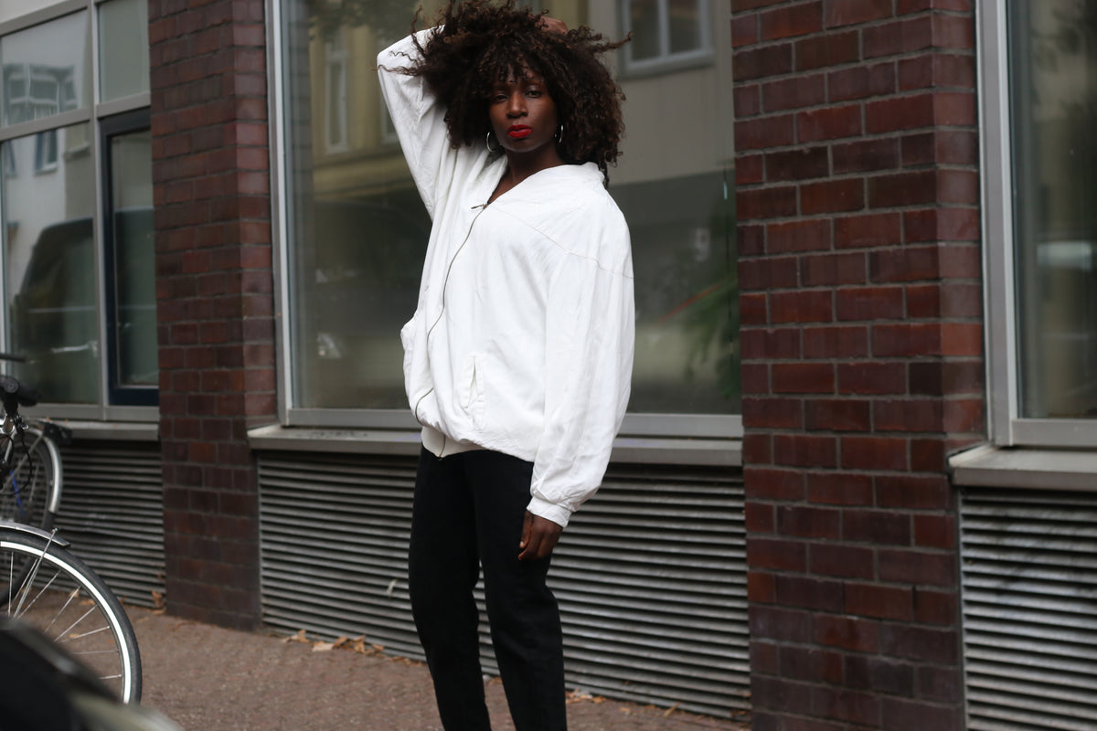 Vintage 80s Piretta White Embroidered Bomber Jacket | Oversized Zip Up M