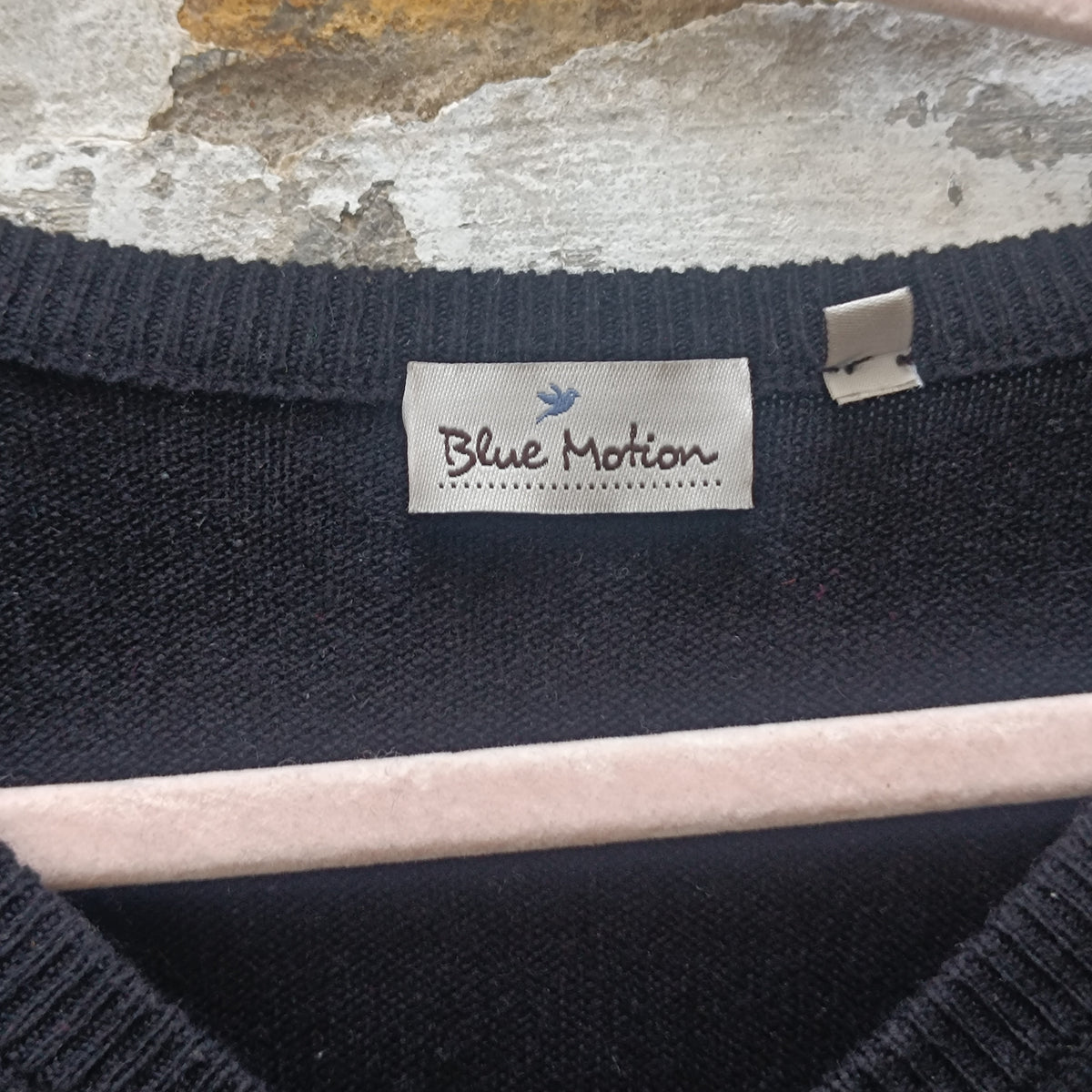 Silk Cashmere Jumper | Vintage Black V Neck Pullover Knit Sweater | M
