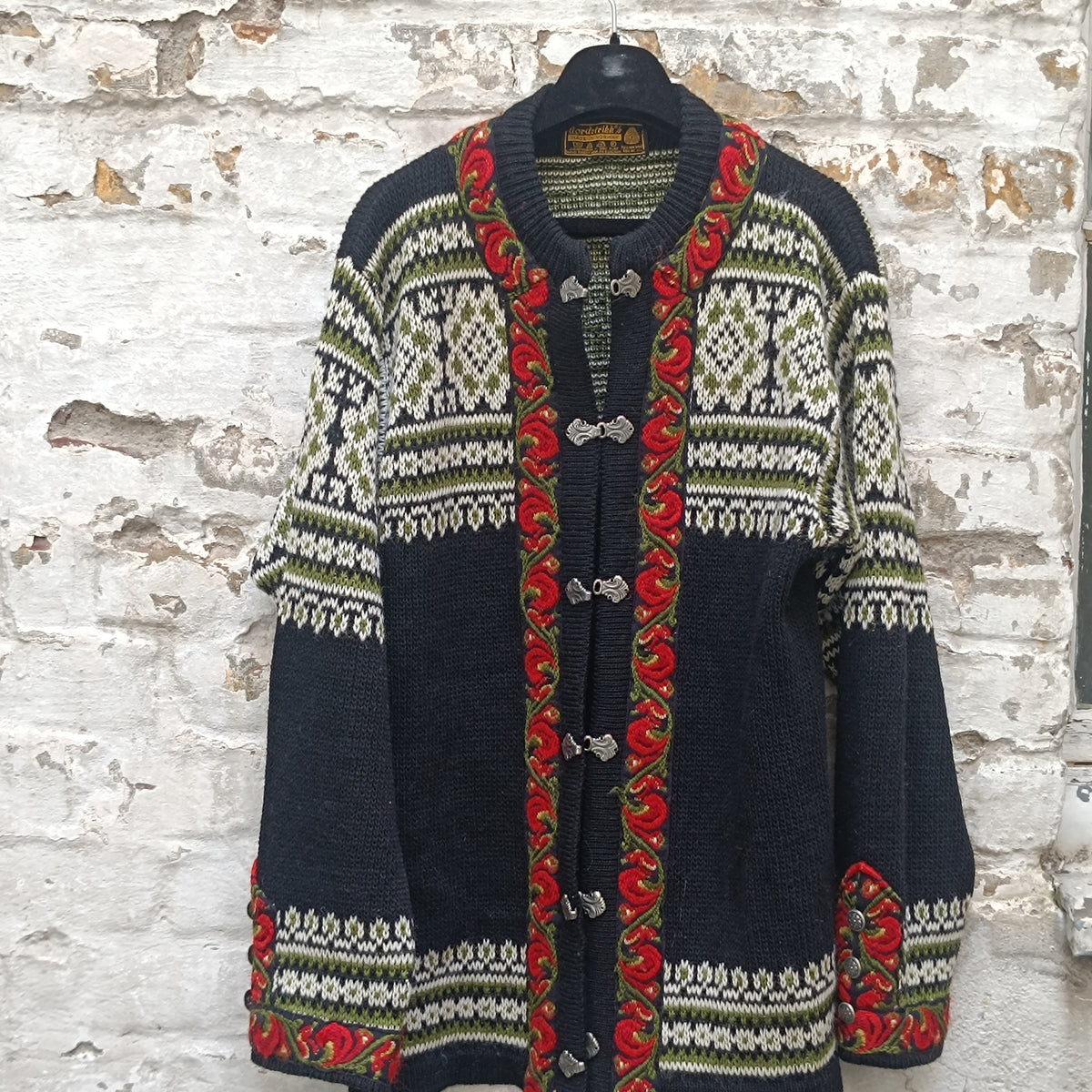 Vintage Norwegian Wool Cardigan | Nordstrikk Folk Knit | L/XL